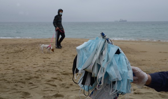 Limpieza de playas: Municipio de Viña del Mar se suma a compromiso para el cuidado de los océanos y costas