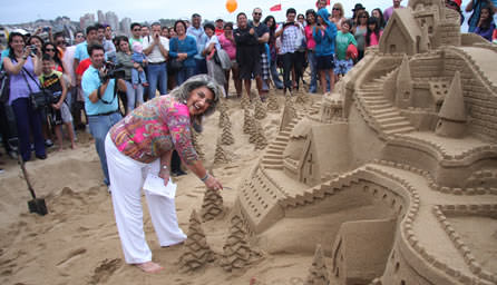 Concursos de Castillos de arena organizadas por el Municipio de Viña del Mar se acerca a la gran final