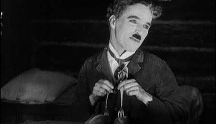 Municipio invita a exhibición de cine mudo en el Palacio Rioja