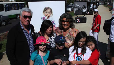 Exposición fotográfica de niños con Síndrome de Down se desarrolla en Viña del Mar