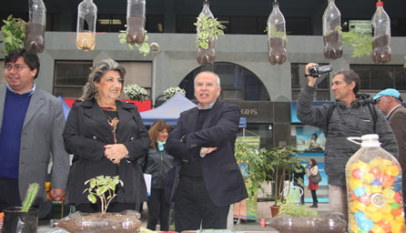 Con feria ecológica Municipalidad de Viña del Mar  celebró Semana de la Tierra