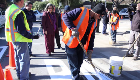 Municipio de Viña del Mar realiza extenso programa de demarcación vial en la comuna
