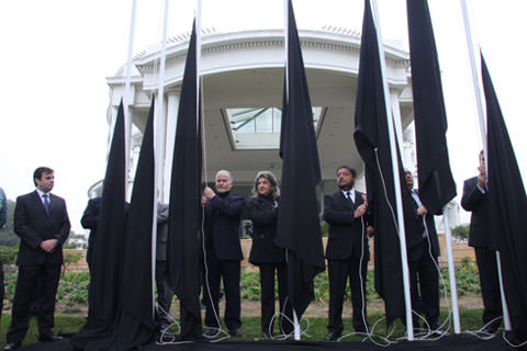 Municipalidad de Viña del Mar, izamiento banderas