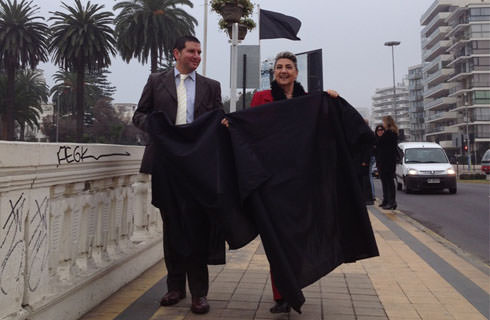 Imagen de la noticia: Alcaldesa Virginia Reginato, banderas puentes