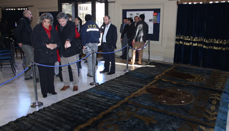 Cenefa restaurada del Teatro Municipal fue recepcionada por alcaldesa Virginia Reginato