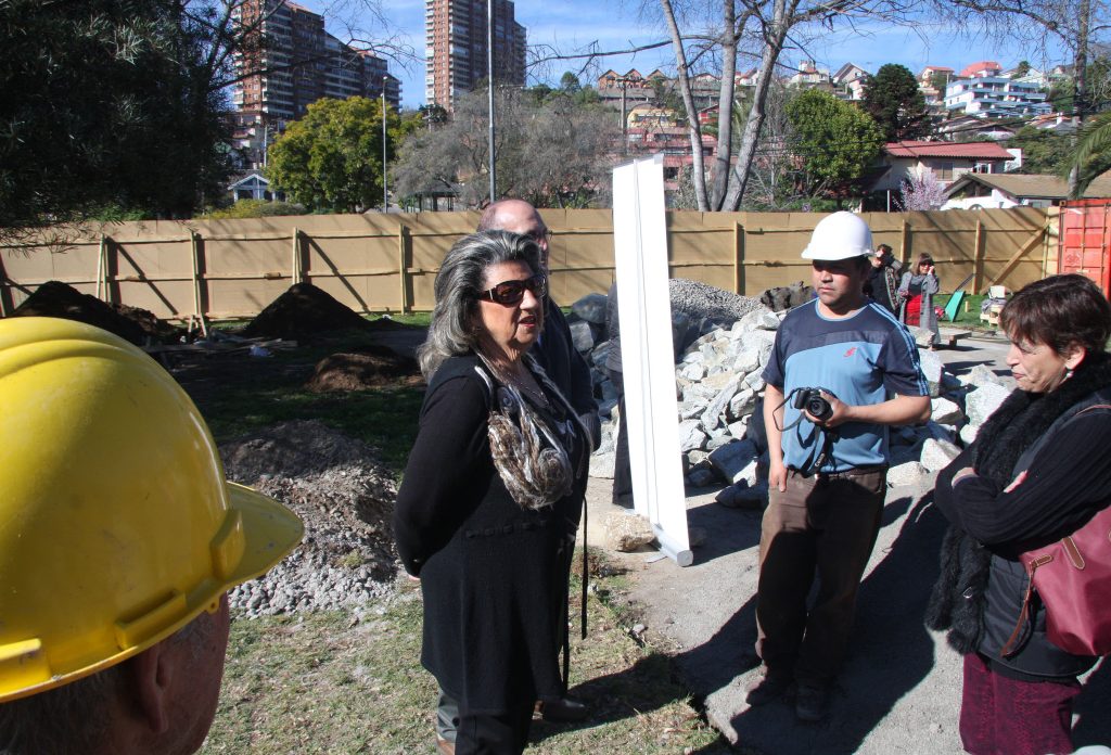 Imagen principal: Significativo avance presentan obras de recuperación de Multicancha Anakena