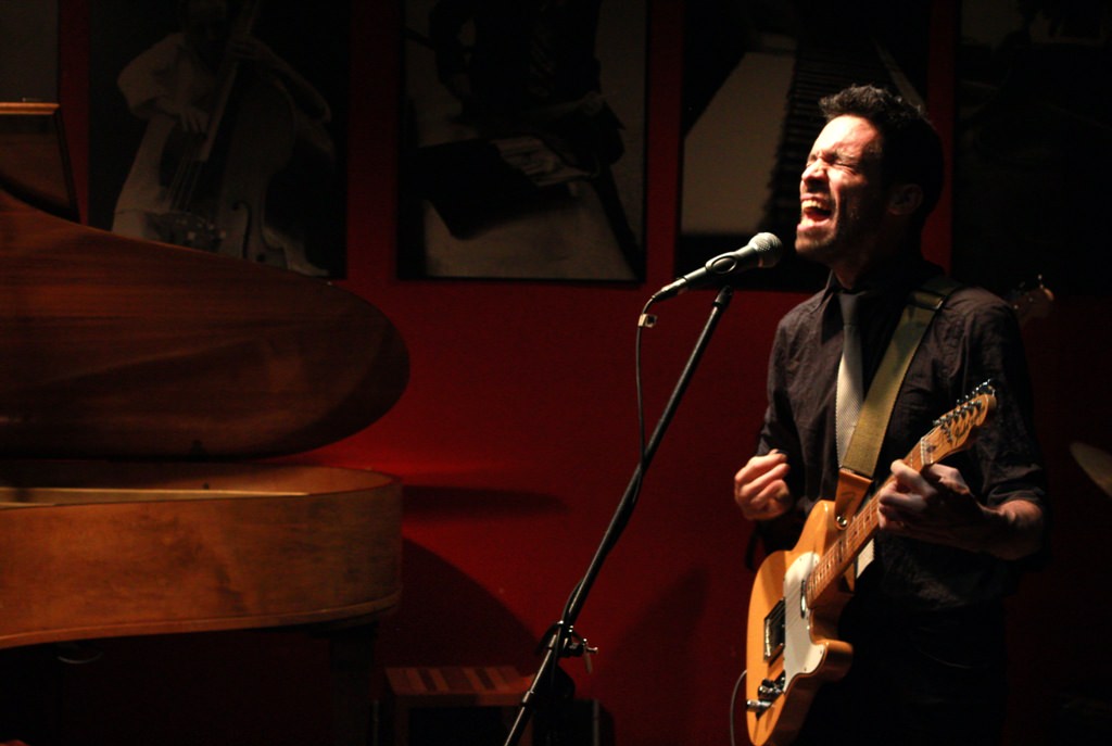 Municipalidad de Viña del Mar y UST invitan a concierto del cantautor nacional Javier Barría