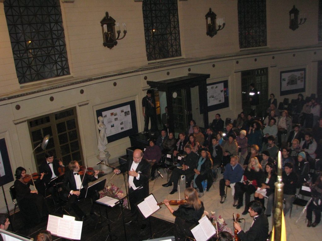 Imagen principal: Orquesta Marga Marga interpretará obras de compositores europeos y chilenos en Foyer del Teatro Municipal