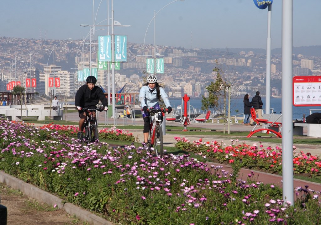 Viña del Mar inicia promoción turística en Córdoba, Argentina, con alcaldesa Virginia Reginato a la cabeza