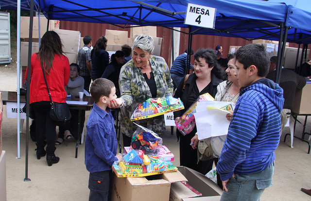 Municipio de Viña del Mar adjudica parcialmente adquisición de juguetes para Navidad