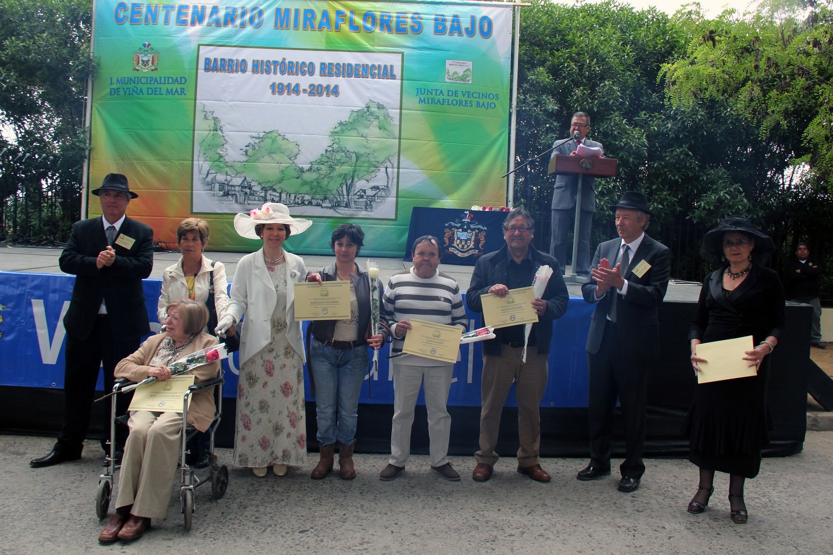 Celebración de los 100 años de barrio  Miraflores en Viña del Mar  fue encabezada por alcaldesa Virginia Reginato