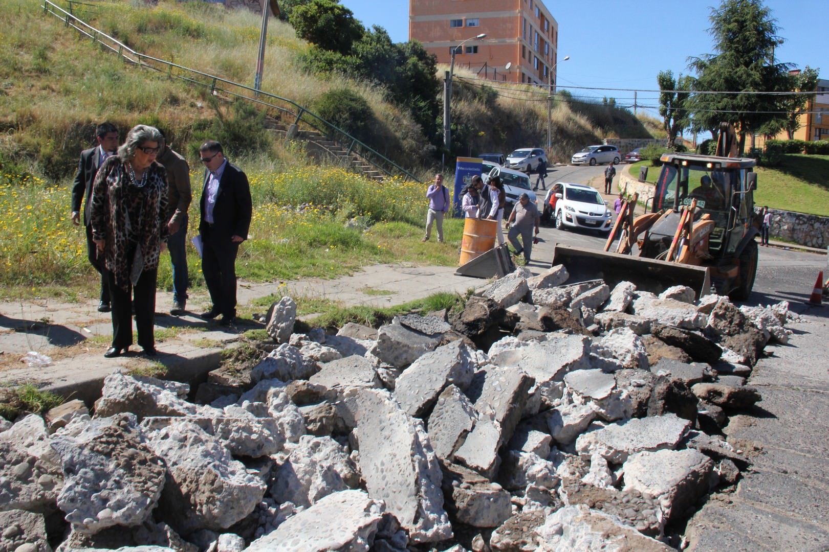 En Miraflores Alto continúa millonario programa de reparación de calles del Municipio de Viña del Mar