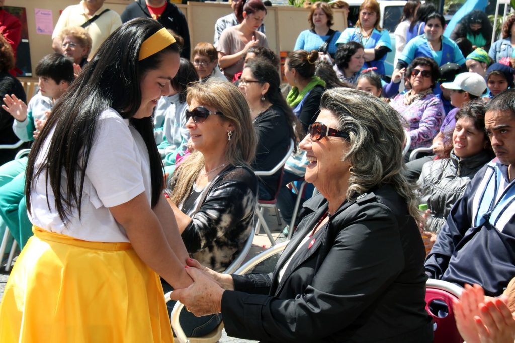 Imagen principal: Municipio de Viña del Mar realizó jornada inclusiva, donde jóvenes con capacidades diferentes mostraron su talento