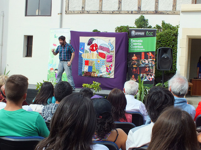 Municipalidad de Viña del Mar titula a 26 personas en la   Escuela de Cuenta Cuentos