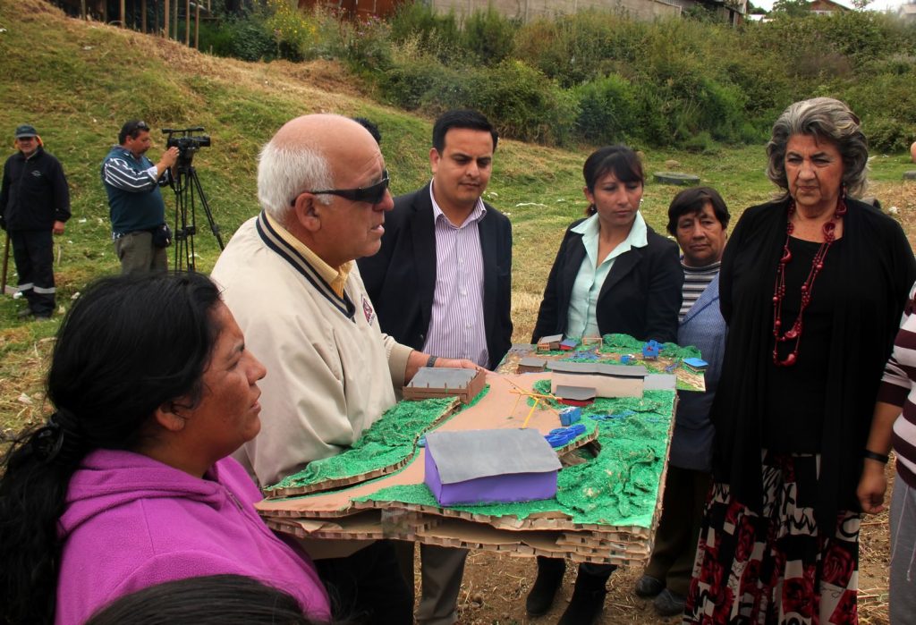 Imagen principal: Municipio de Viña del Mar realizó operativo de limpieza en microbasurales de Miraflores Alto