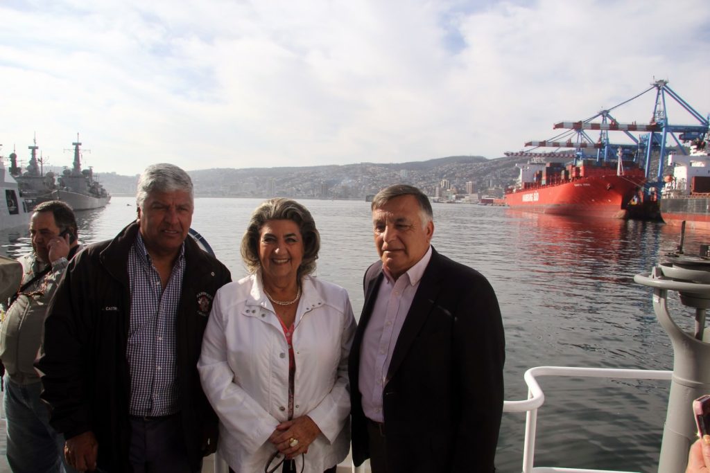 Imagen principal: Puntos de lanzamiento para festival pirotécnico  fueron inspeccionados por alcaldesa Virginia Reginato y autoridades comunales y regionales