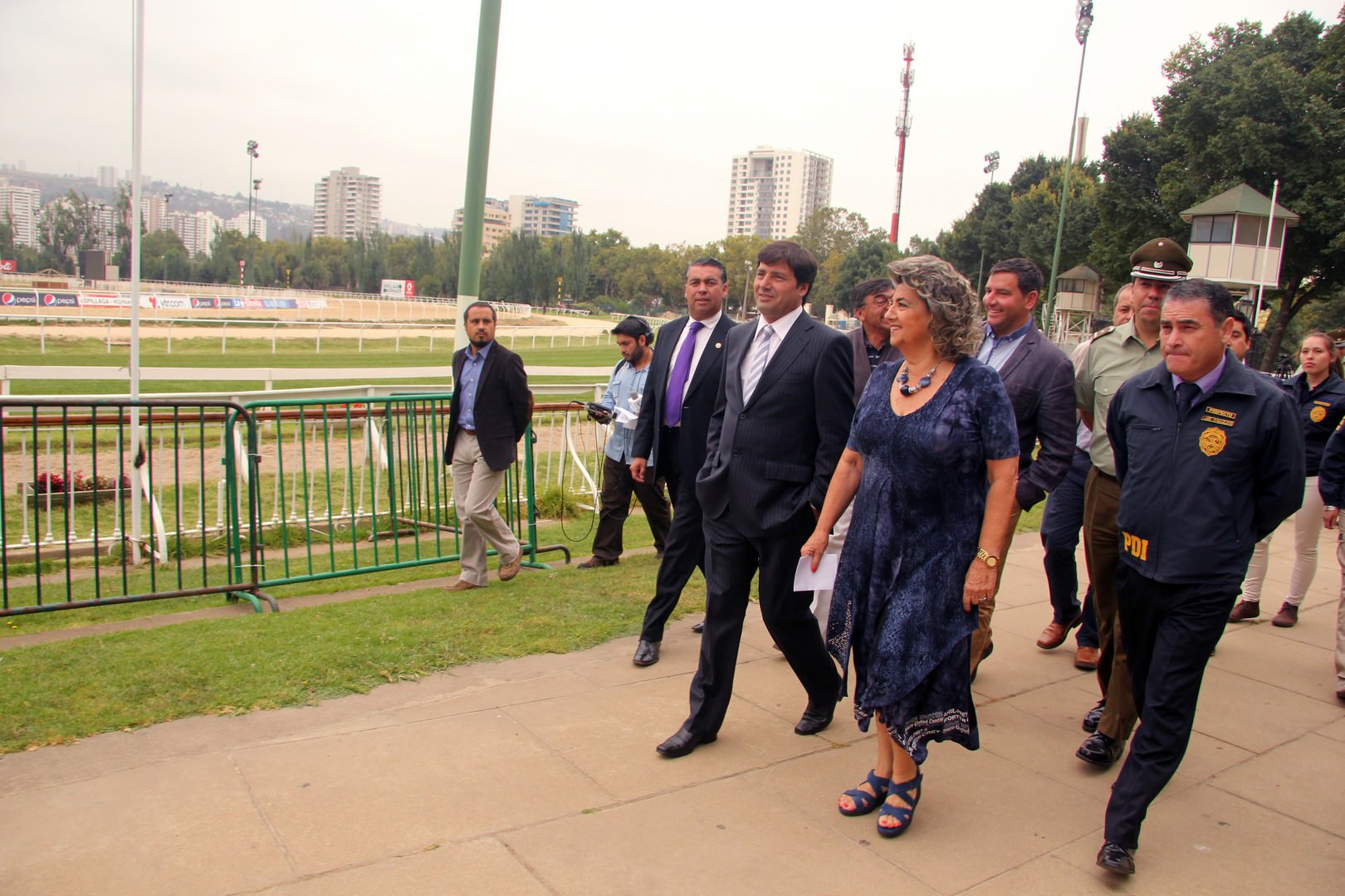 Medidas de seguridad para El Derby fueron corroboradas por alcaldesa Virginia Reginato,  intendente y policías