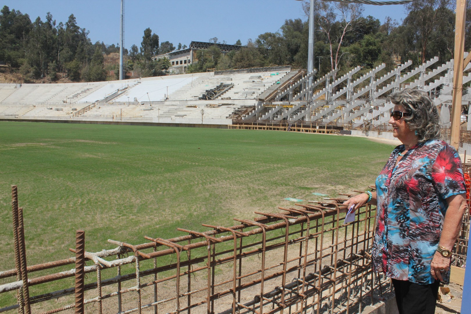 En los próximos días se inicia montaje de Galería Laguna en Estadio Sausalito, informó alcaldesa Virginia Reginato