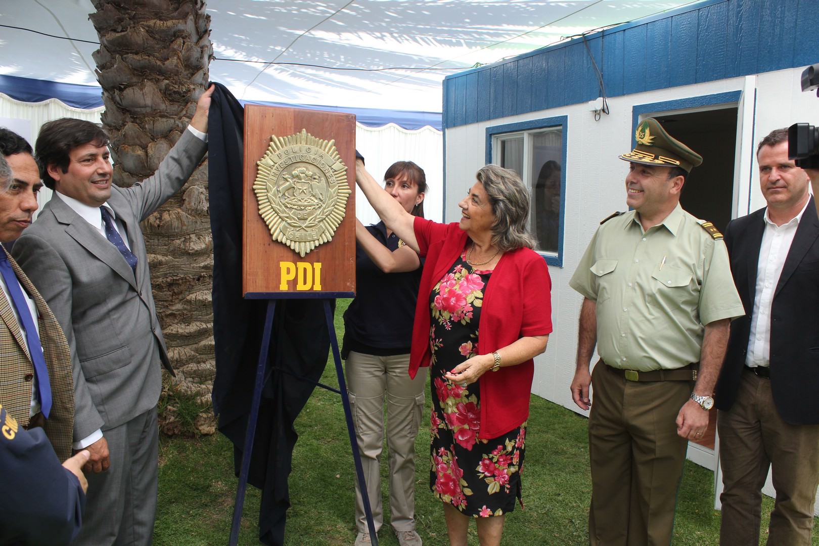 Puesta en marcha de unidades policiales en la  Quinta Vergara fue encabezada por alcaldesa Virginia Reginato