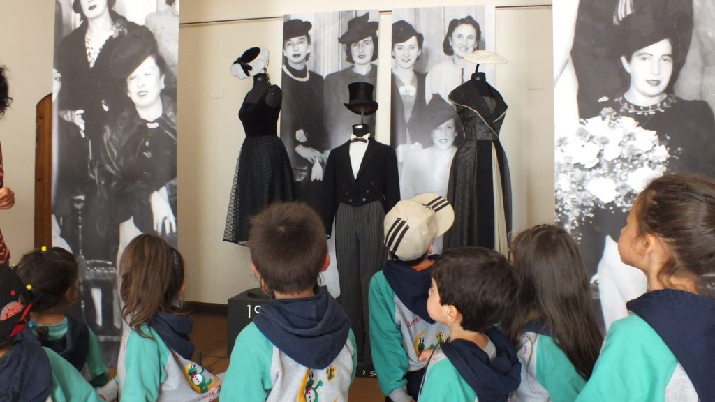 Imagen principal: Municipio de Viña del Mar invita a exposición “A la Moda con un Sombrero”