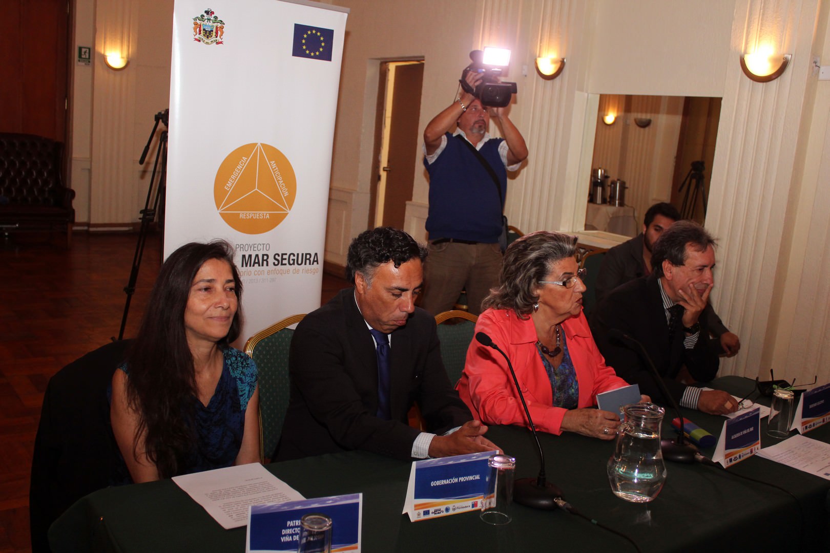 Mesa de trabajo para la prevención de riesgos y emergencias comunales 2015 inauguró alcaldesa Virginia Reginato