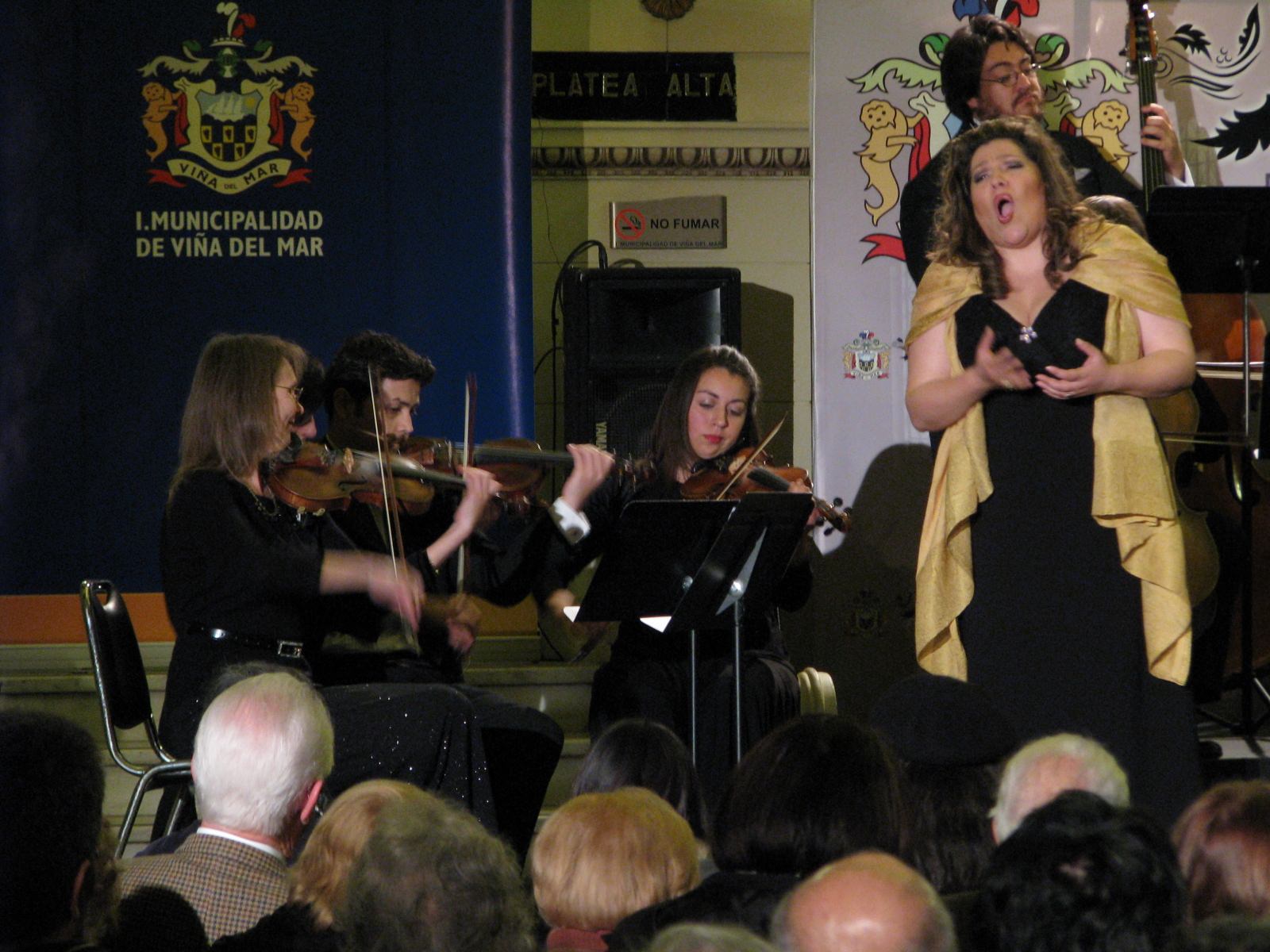 Municipalidad de Viña del Mar invita a “Tributo a María Callas” que realizará soprano Ángela Maureen Marambio