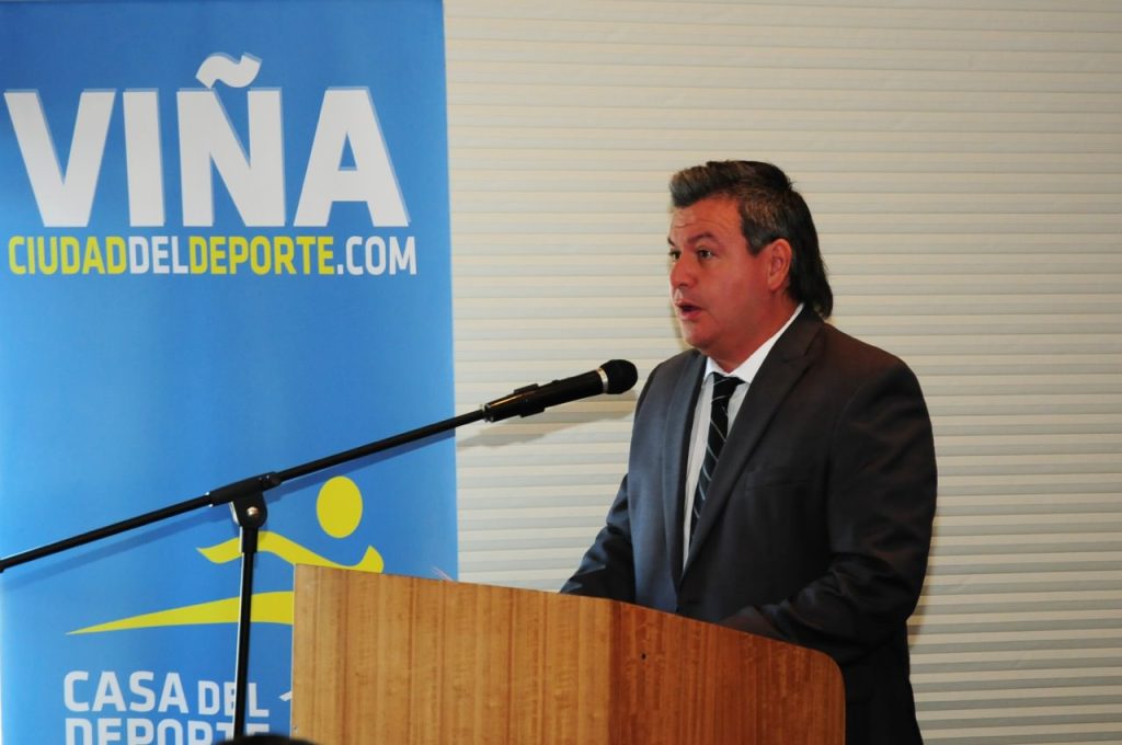 Imagen principal: En Viña del Mar comenzaron capacitaciones para voluntarios de la Copa América Chile 2015