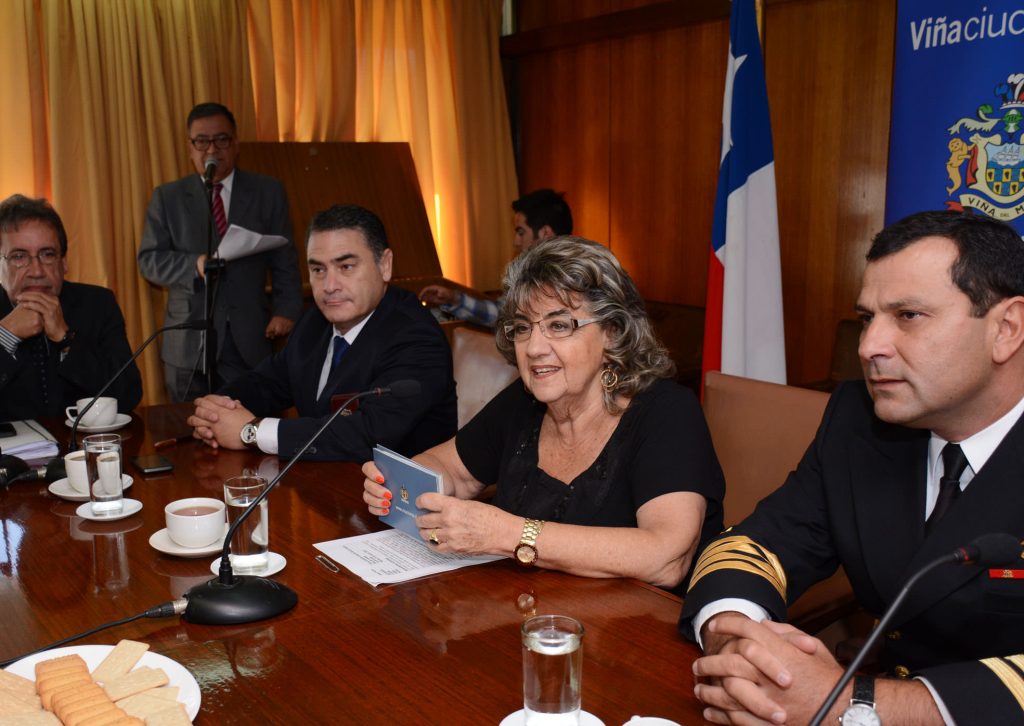 Imagen principal: Comisión borde costero reafirma su compromiso con el ordenamiento de las actividades en Viña del Mar