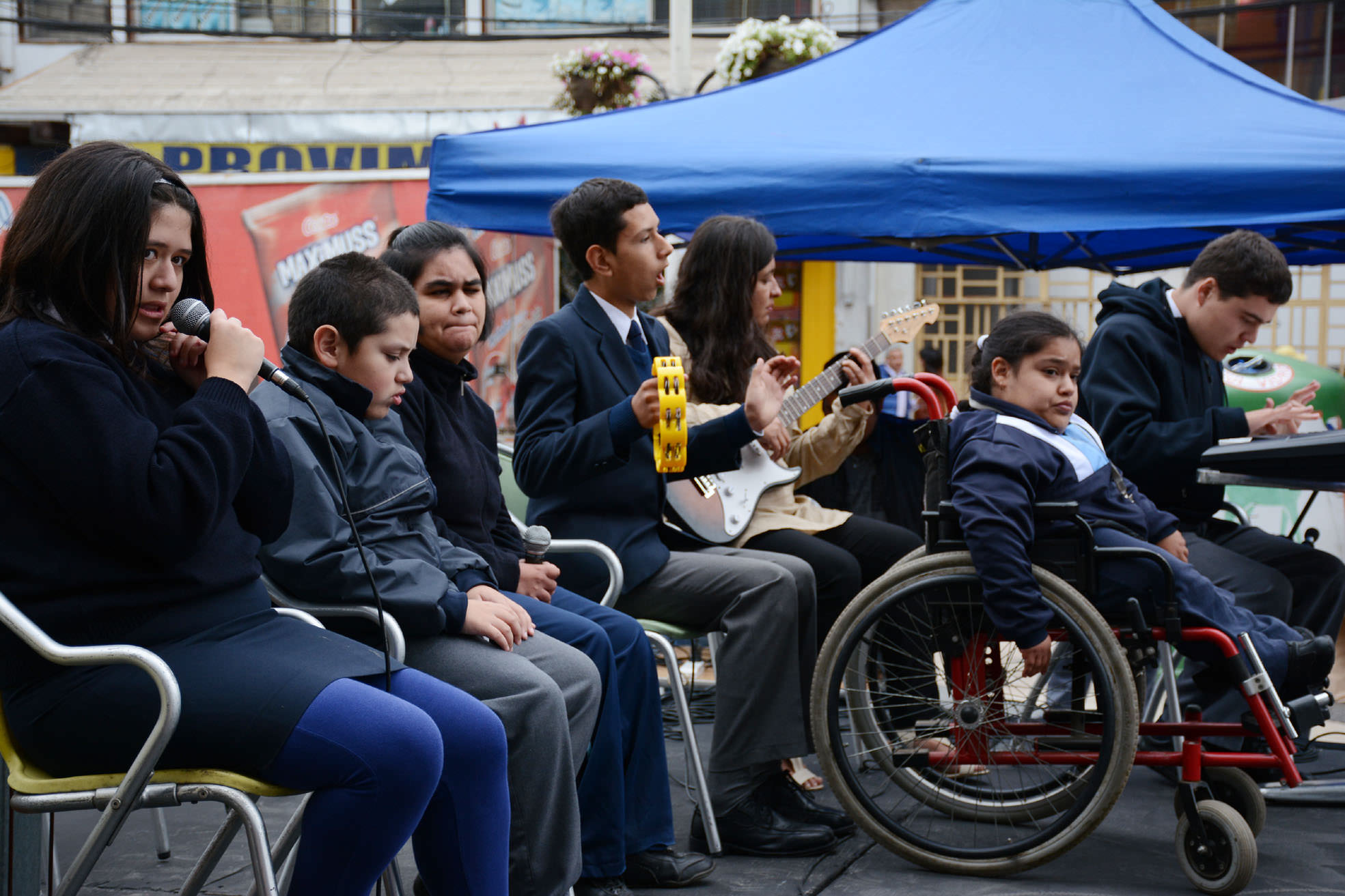Municipalidad de Viña del Mar conmemoró Día Mundial de la concientización sobre el autismo con feria informativa