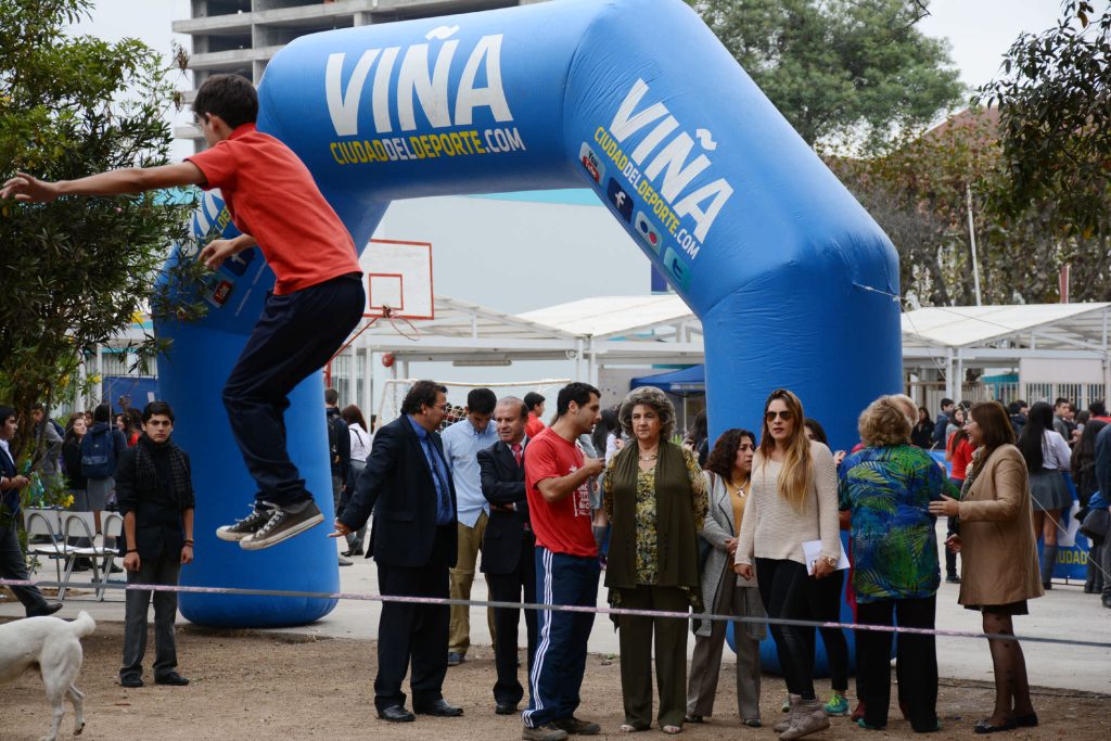 Imagen principal: “Recreos entretenidos” y  “Escuelas deportivas” dió a conocer alcaldesa Virginia Reginato en Día Mundial de la actividad física