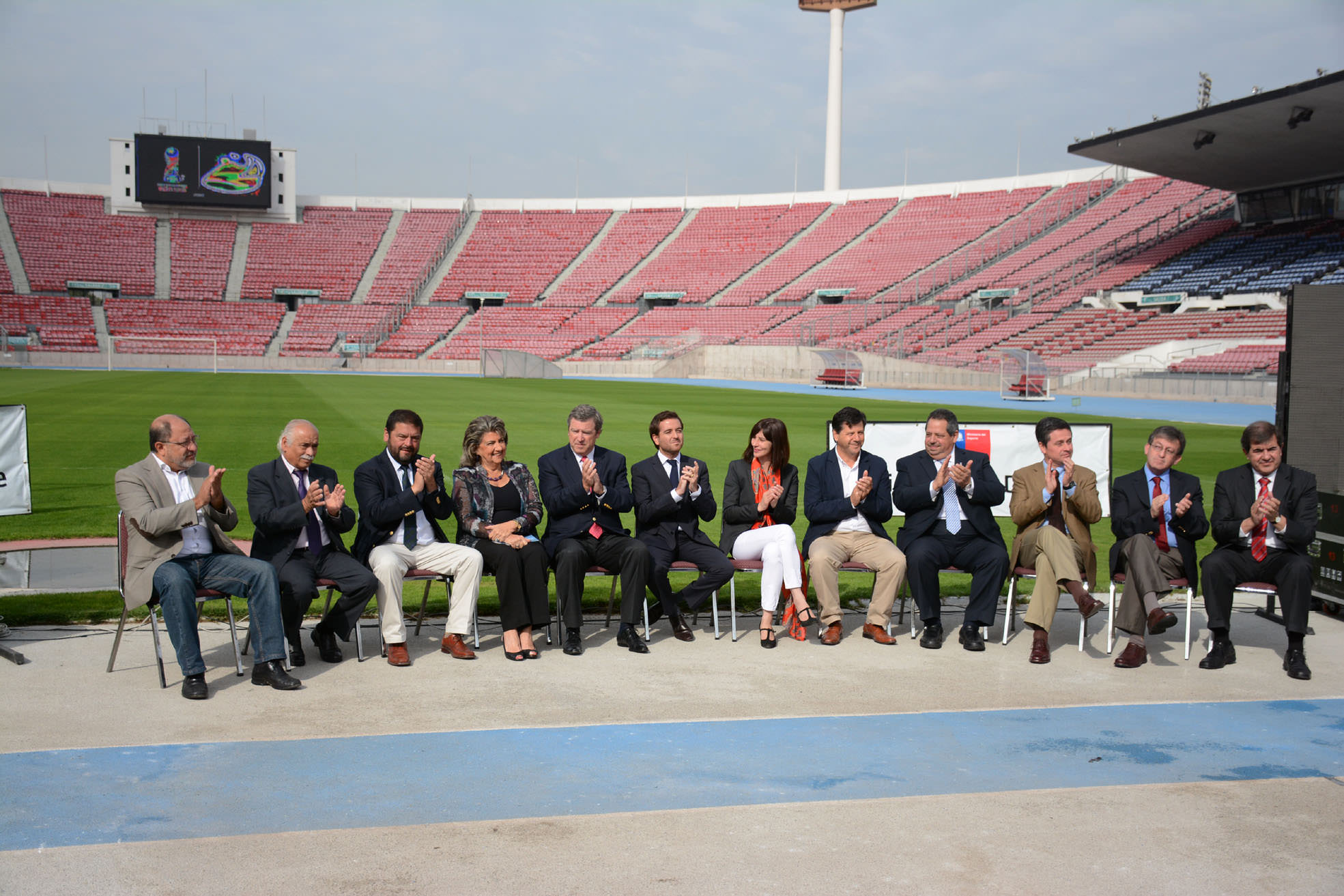 Alcaldes de ciudades sedes de Mundial sub 17 y alcaldesa Virginia Reginato  firman decálogo para trabajar coordinadamente