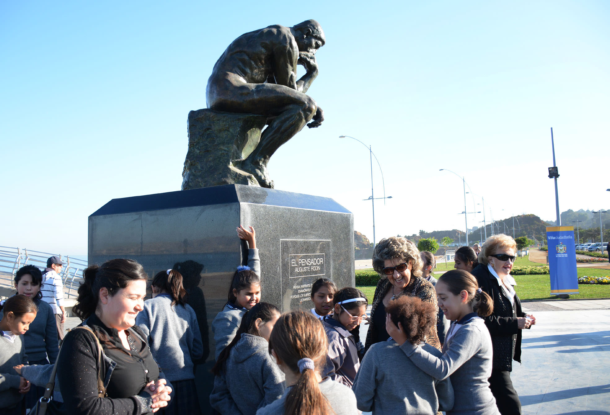 Novedoso taller escolar sobre la escultura “El Pensador” desarrollará   el municipio de Viña del Mar