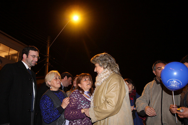 Municipio de Viña del Mar adjudicó nueva iluminación para condominios sociales de Glorias Navales