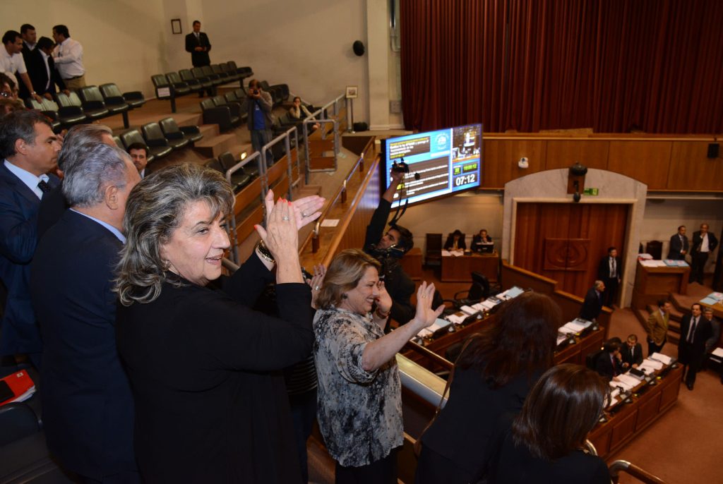 Imagen principal: Aprobación de proyecto que modifica ley de casinos en el Senado fue catalogado como un triunfo por alcaldesa Virginia Reginato