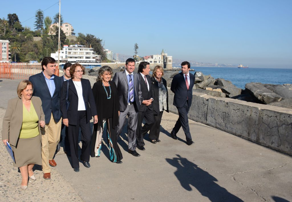 Imagen principal: Municipio de Viña del Mar llamó a licitación  para primera fase de remodelación de Av. Perú