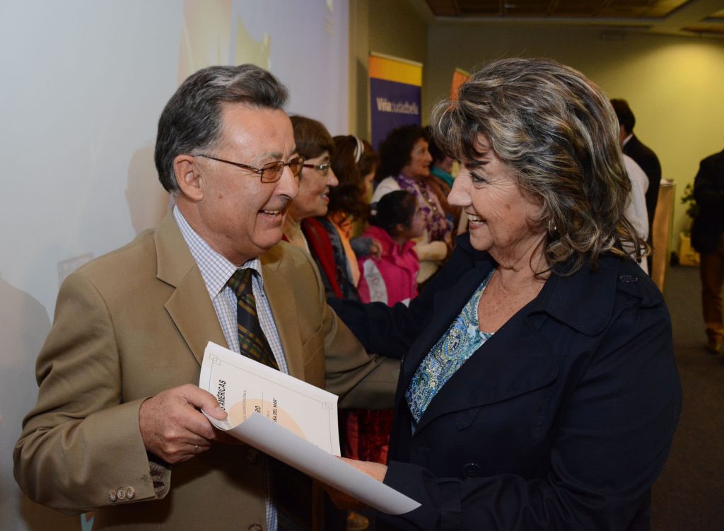 Imagen principal: Importante instancia de participación y capacitación ofrecerá la Escuela de formación comunitaria 2015 organizada por el Municipio de Viña del Mar