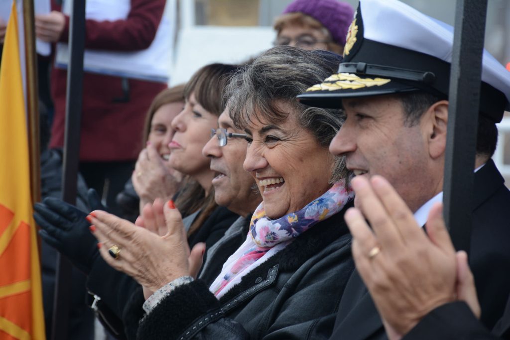 Imagen principal: Escolares de Achupallas y Miraflores Alto realizaron desfile encabezado por alcaldesa  Virginia Reginato