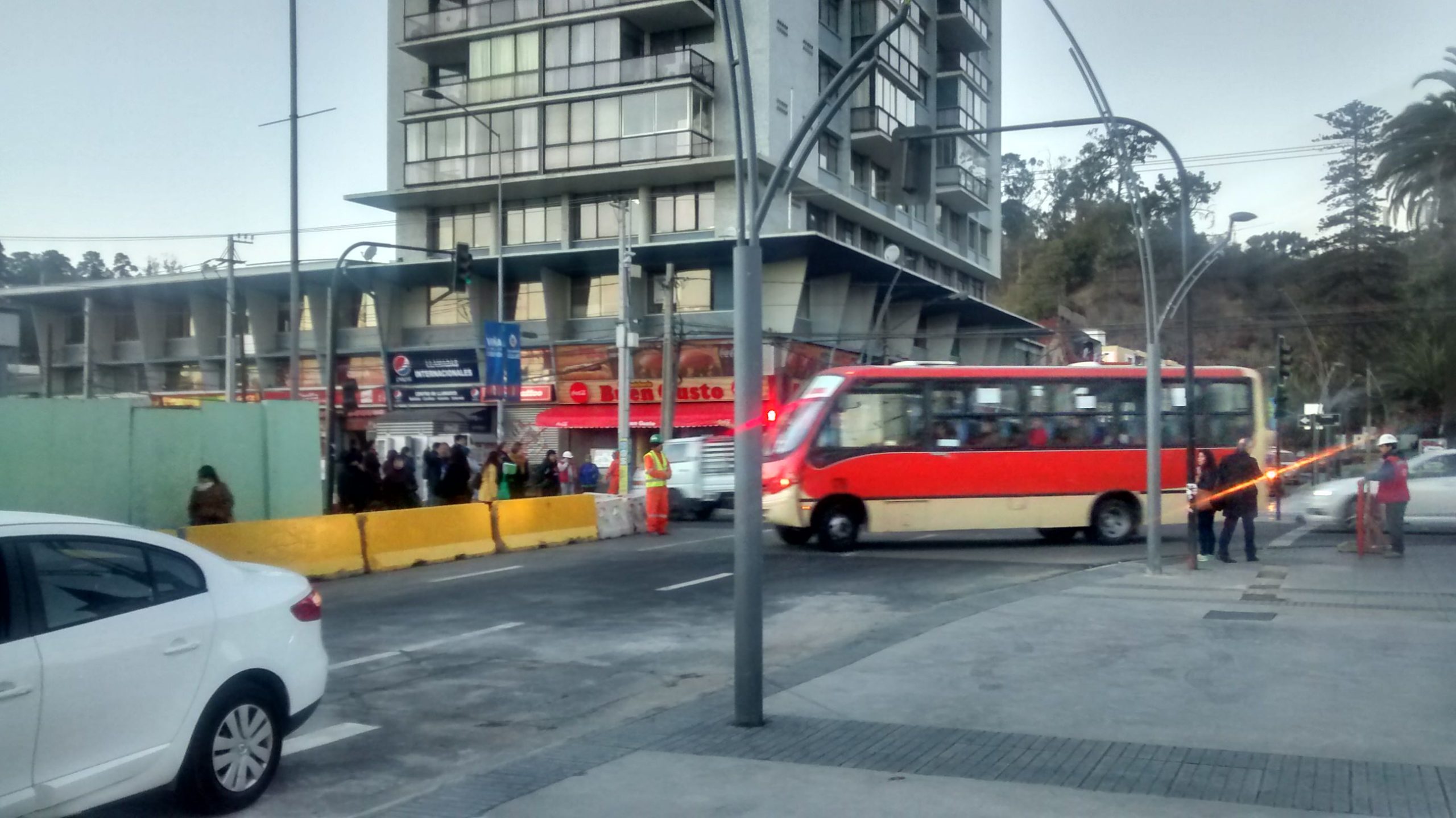 Municipio de Viña del Mar realiza positiva evaluación de apertura de tránsito en calle Sucre