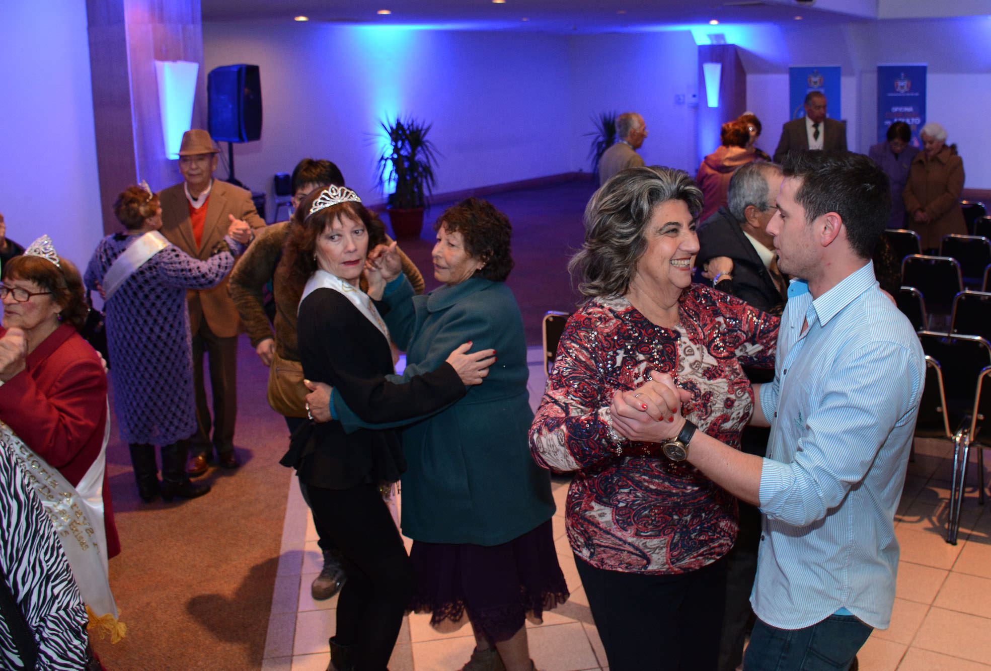 Veinte candidatas a Reina del Adulto Mayor de Viña del Mar 2015 fueron presentadas por alcaldesa Virginia Reginato