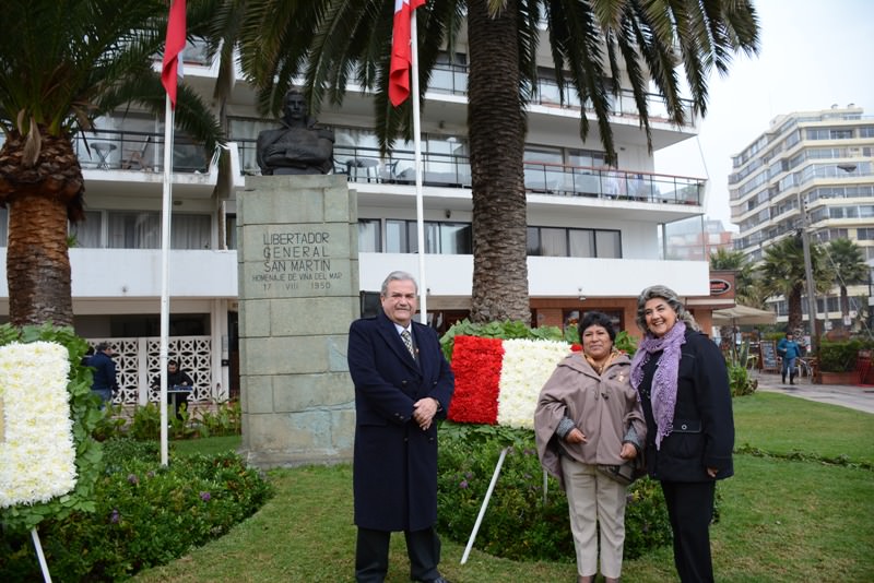Ceremonia de aniversario de los 194 años de la Independencia del Perú en Viña del Mar , fue encabezada por la alcaldesa Virginia Reginato