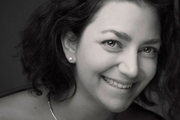 Municipio de Viña del Mar invita a concierto de pianista francesa Aline Piboule