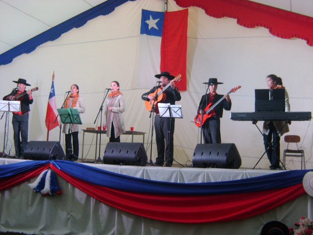 Conjunto folclórico Voces Porteñas dará bienvenida al mes de la patria en XI Temporada Cultura en Familia de Viña del Mar