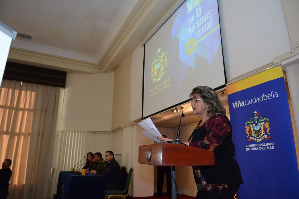 Imagen principal: Cruzada contra la delincuencia en Viña del Mar lidera alcaldesa Virginia Reginato
