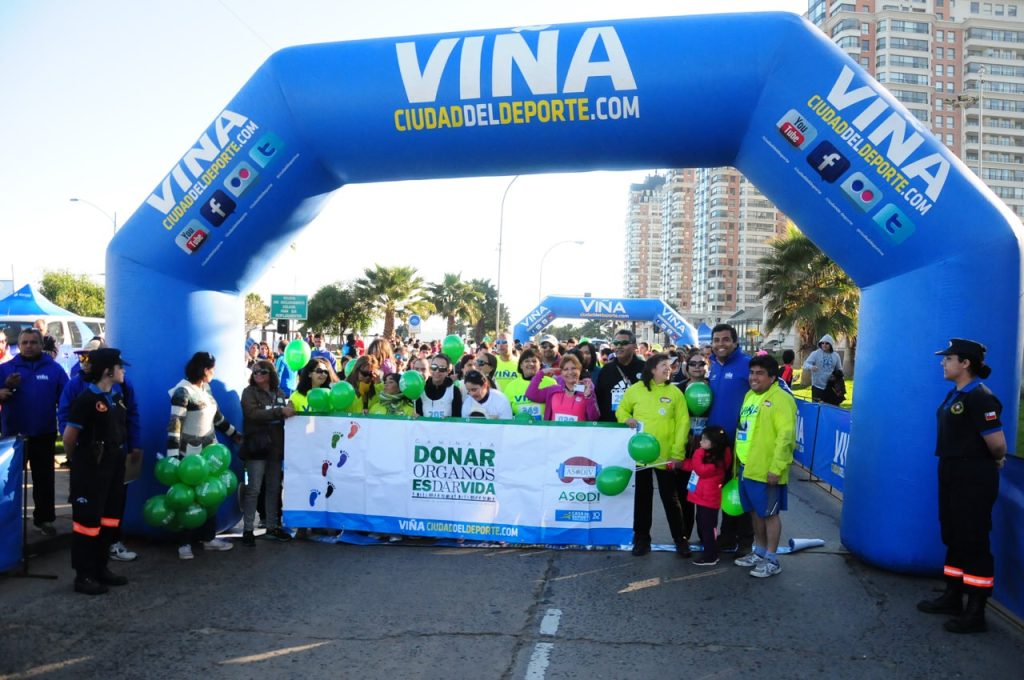Imagen principal: Aficionados al running  iniciaron celebración de Fiestas Patrias en Viña del Mar