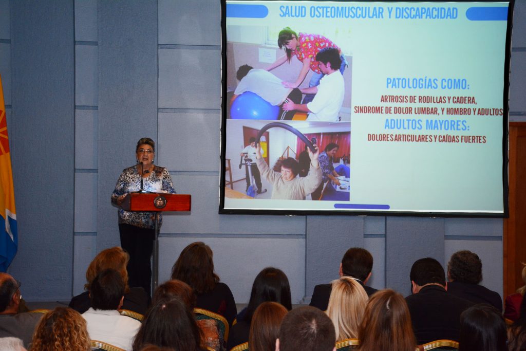 Imagen principal: En Primera Cuenta Pública de la salud municipalizada, alcaldesa Virginia Reginato destacó logros comunales