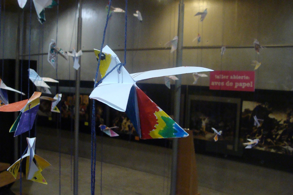 Con construcción de gran móvil colectivo, el Museo Artequin acerca el Festival de Aves de Viña del Mar a los niños