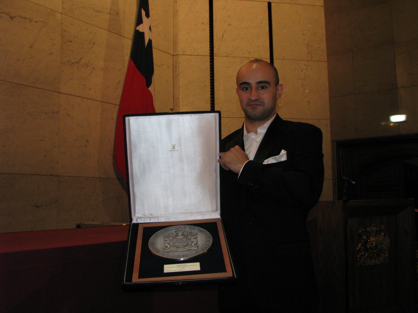 Violinista ruso Igor Pikayzen ganó XLII Concurso musical “Dr. Luis Sigall”