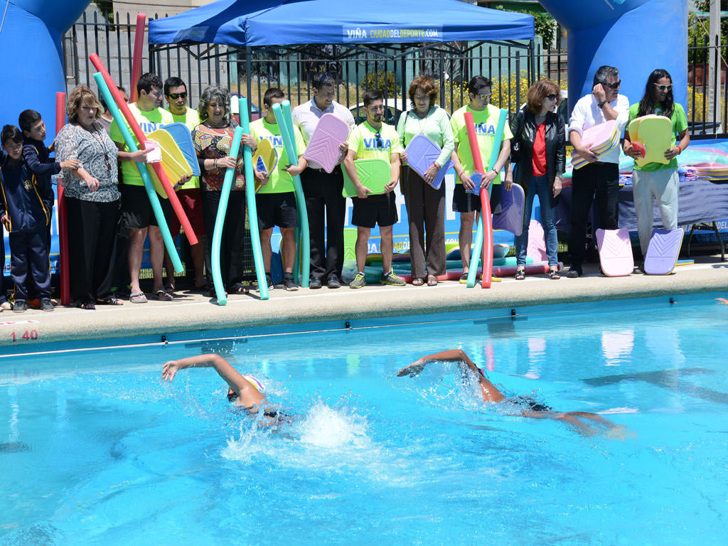 Alcaldesa Virginia Reginato, temporada de piscinas