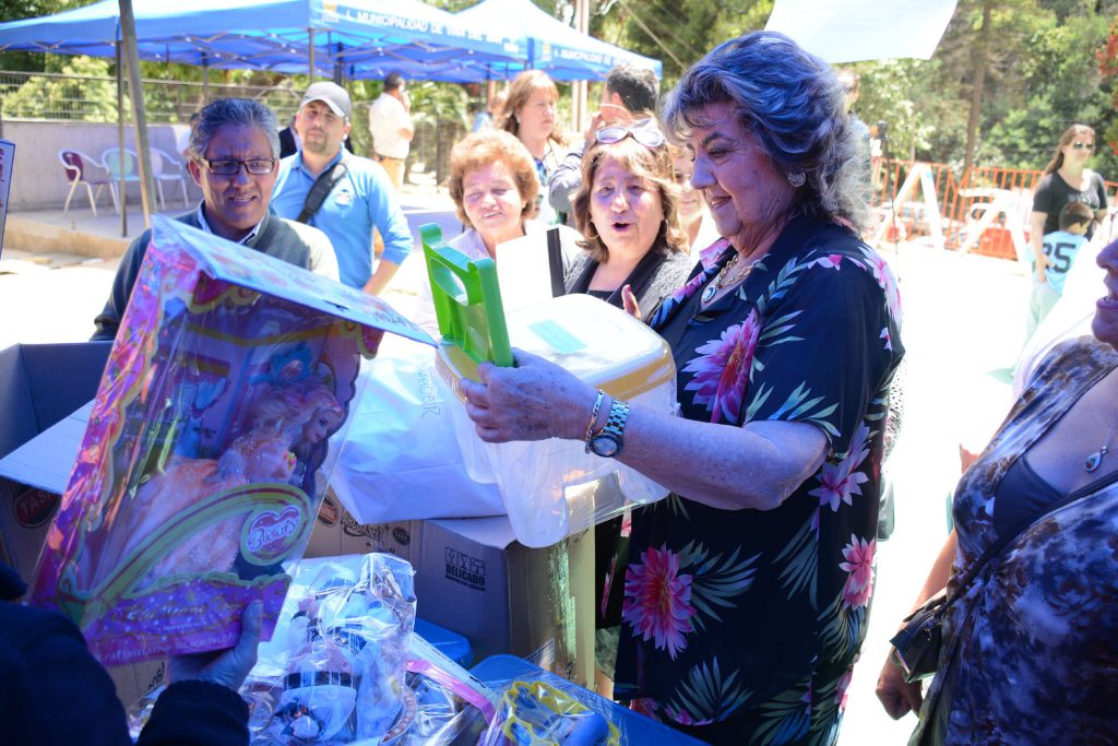 Imagen principal: 30 mil juguetes de Navidad entrega el municipio de Viña del Mar a diversas organizaciones comunitarias