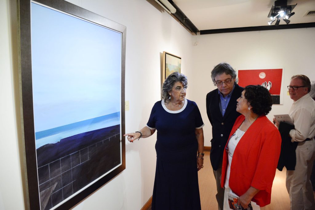 Imagen principal: Exposición por 80 años de Escuela de Bellas Artes inauguró alcaldesa Virginia Reginato